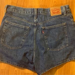 Levis Mom Shorts BNWT